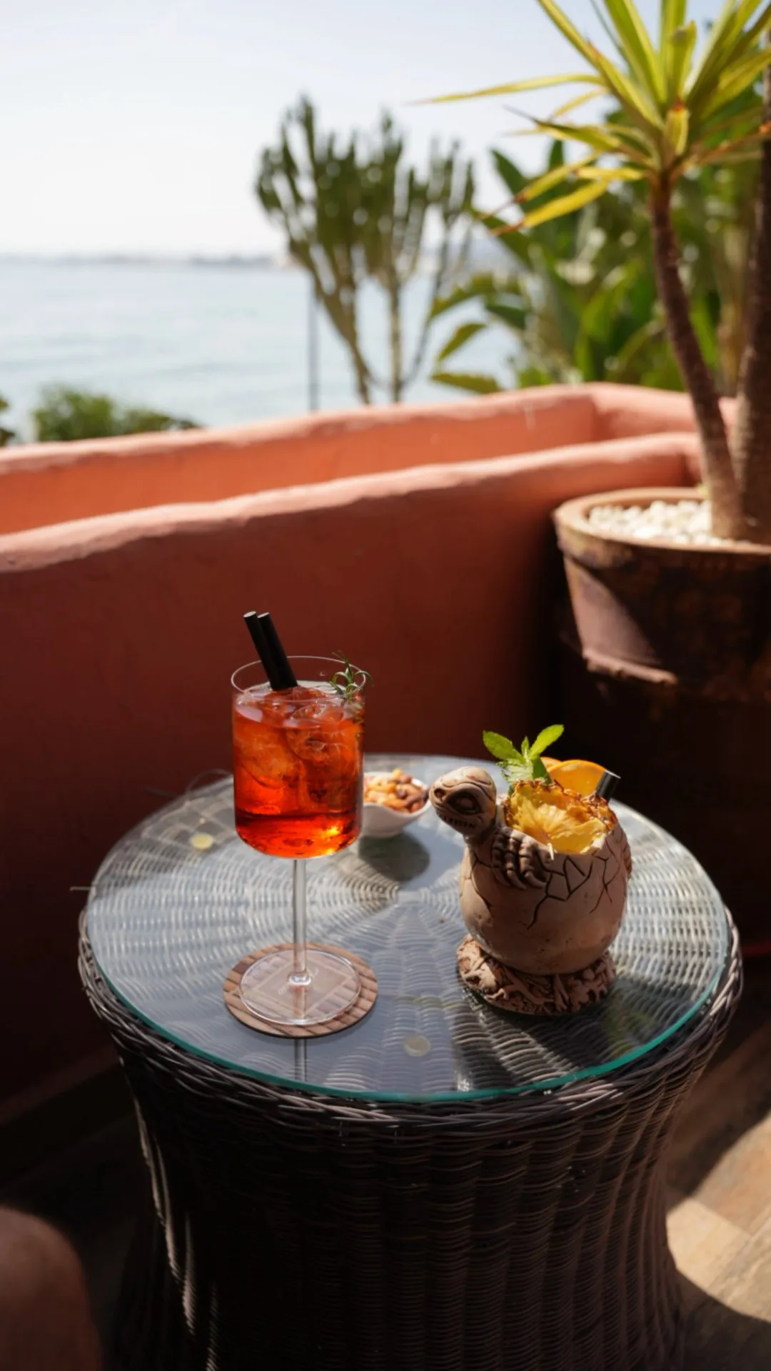 Daily Life in Marbella, photo 1