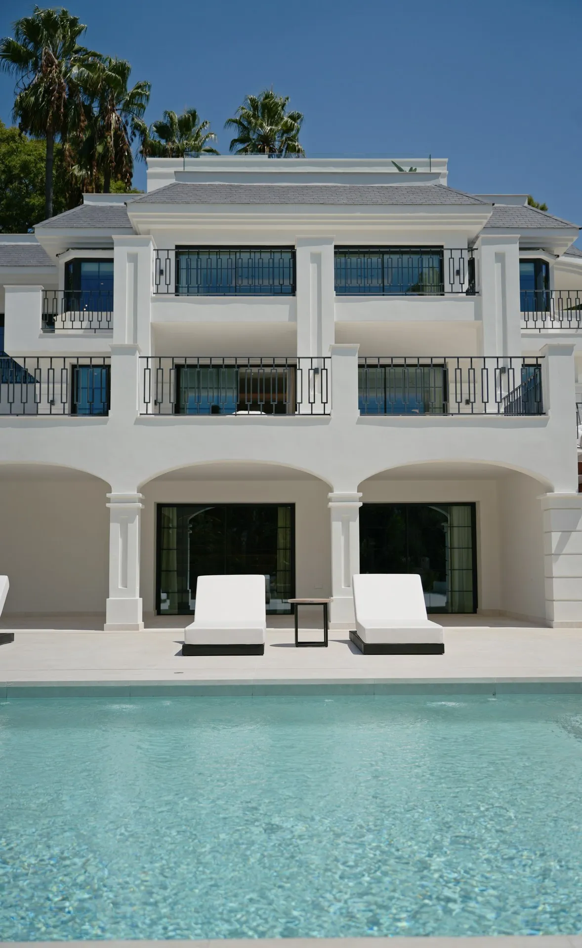 Monte Carlo Villa album cover