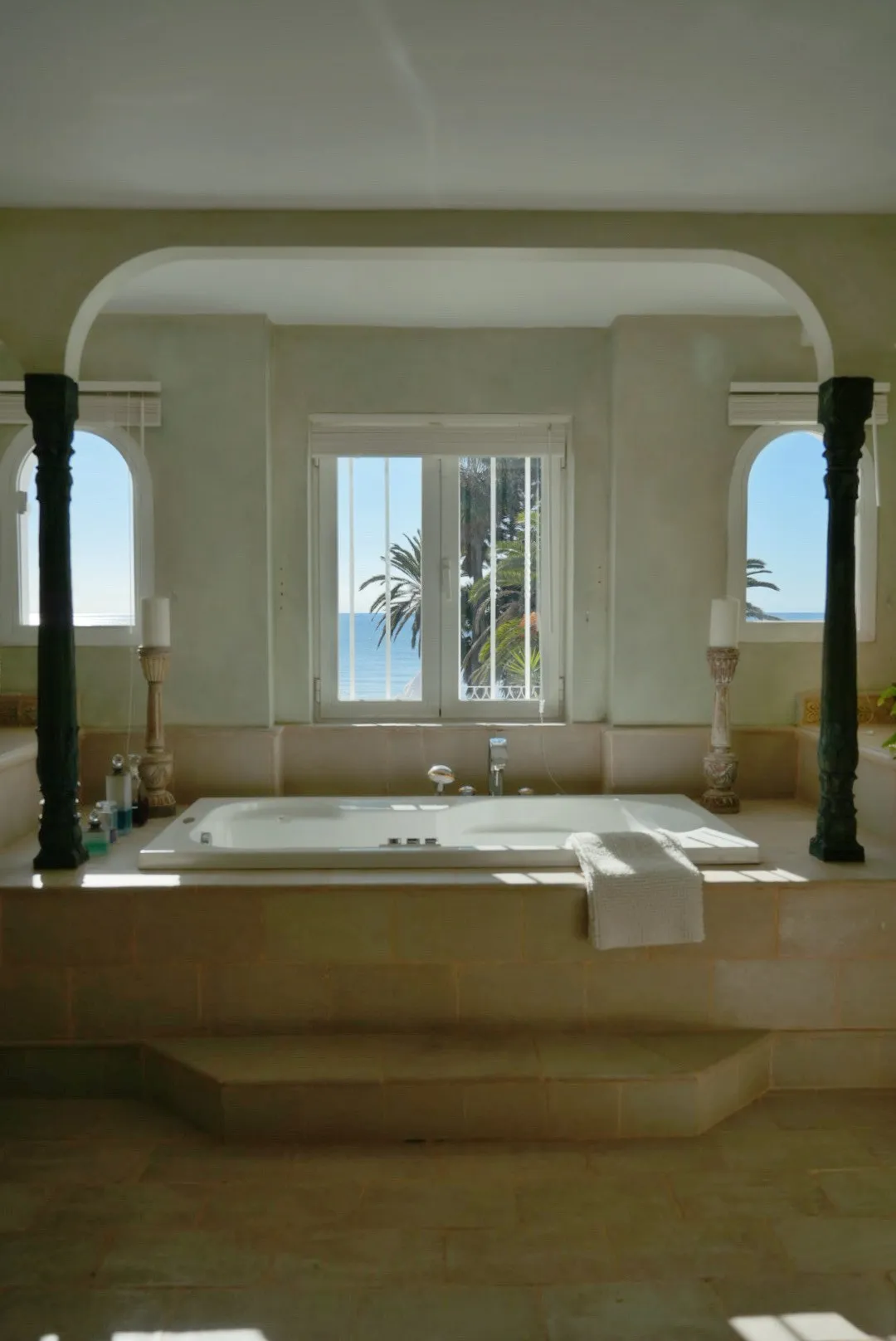Seaside Villa, photo 9